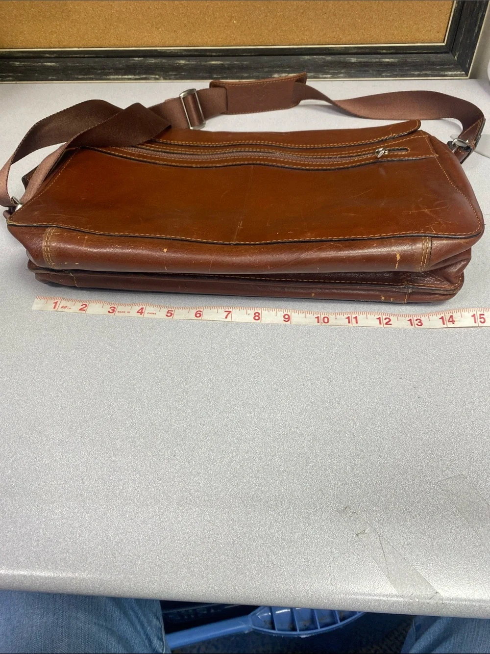 Vintage Men's Brown Leather Messenger Bag with Adjustable Strap